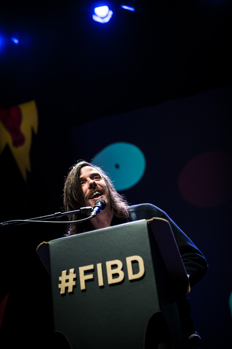 Cérémonie de Remise des Fauves, Théâtre d'Angoulême. Bretch Evens, Prix Spécial du Jury pour 'Les Rigoles'.