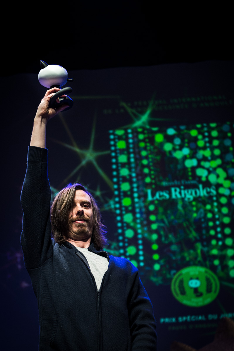 Cérémonie de Remise des Fauves, Théâtre d'Angoulême. Bretch Evens, Prix Spécial du Jury pour 'Les Rigoles'.
