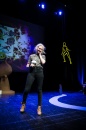 Cérémonie de Remise des Fauves, Théâtre d'Angoulême. Emilie Gleason, Fauve Révélation pour 'Ted, drôle de coco'.