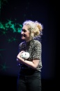 Cérémonie de Remise des Fauves, Théâtre d'Angoulême. Emilie Gleason, Fauve Révélation pour 'Ted, drôle de coco'.